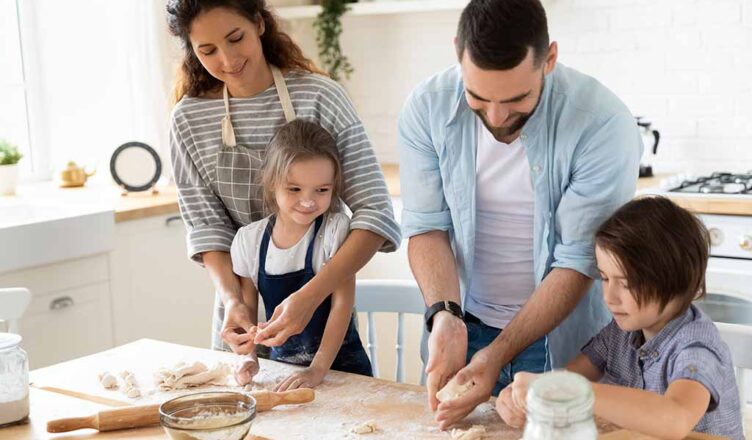 seimos-uzsiemimai-namuose